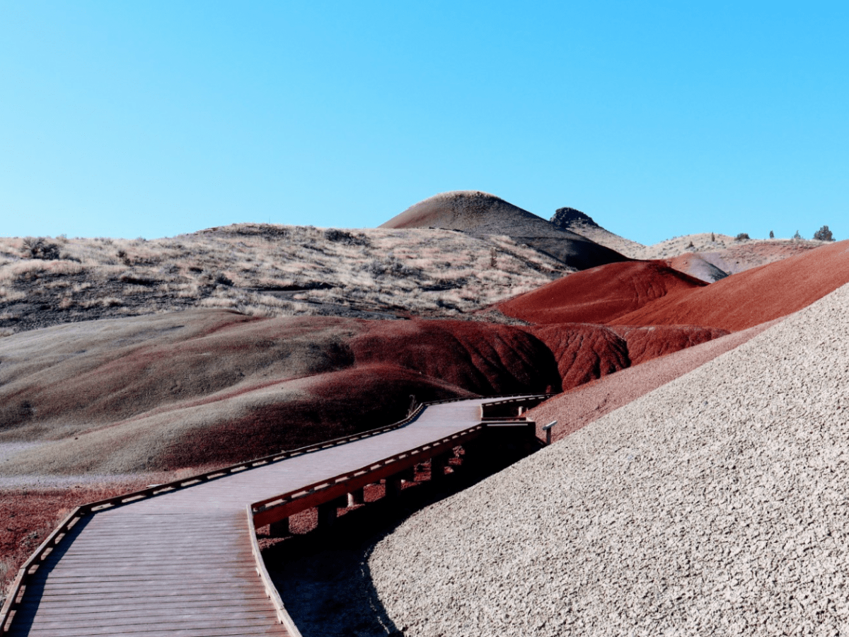 The Painted Hills, a Road&nbsp;Trip.
